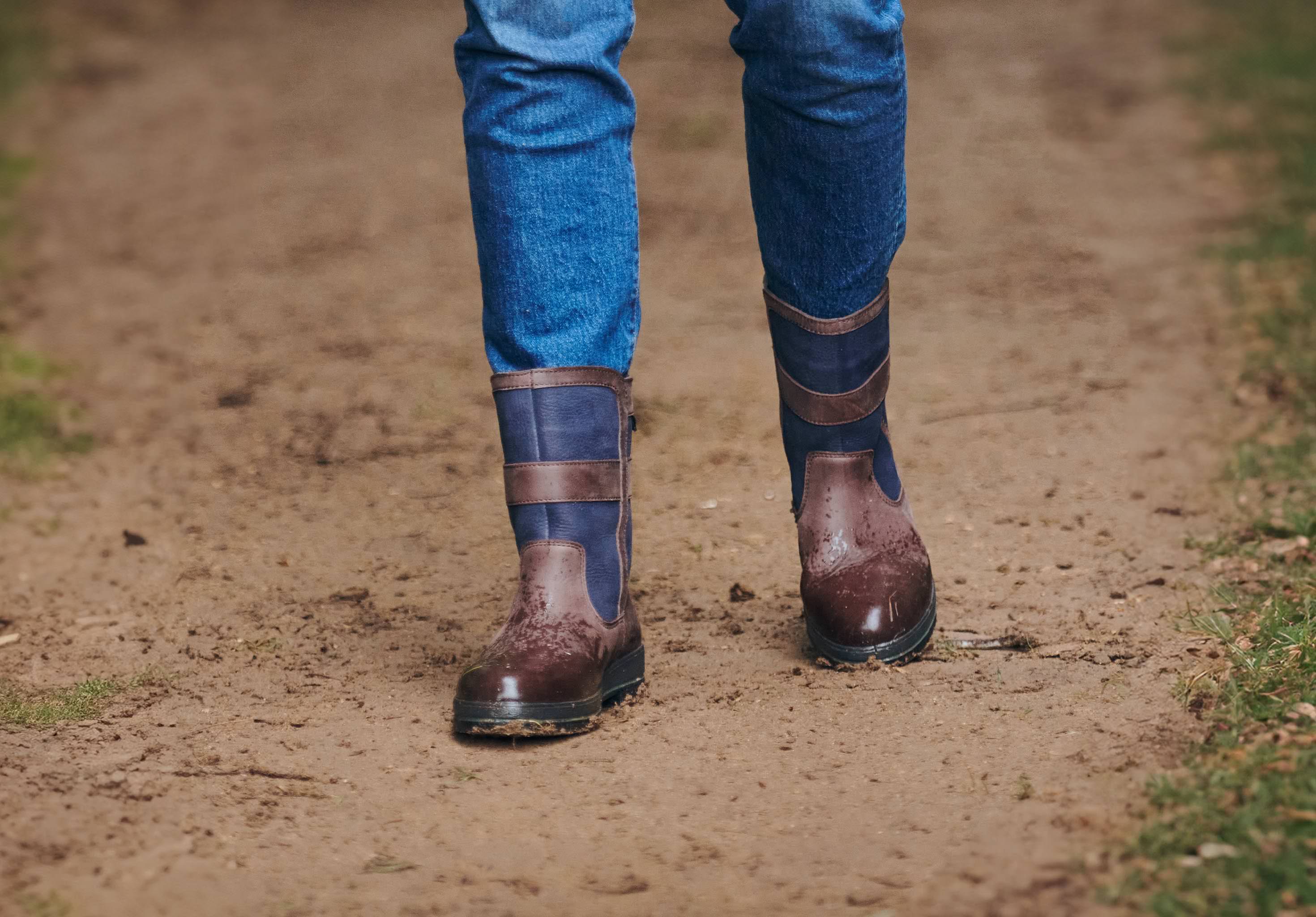 Roscommon Mens Country Boot - Navy/Brown - Image 3