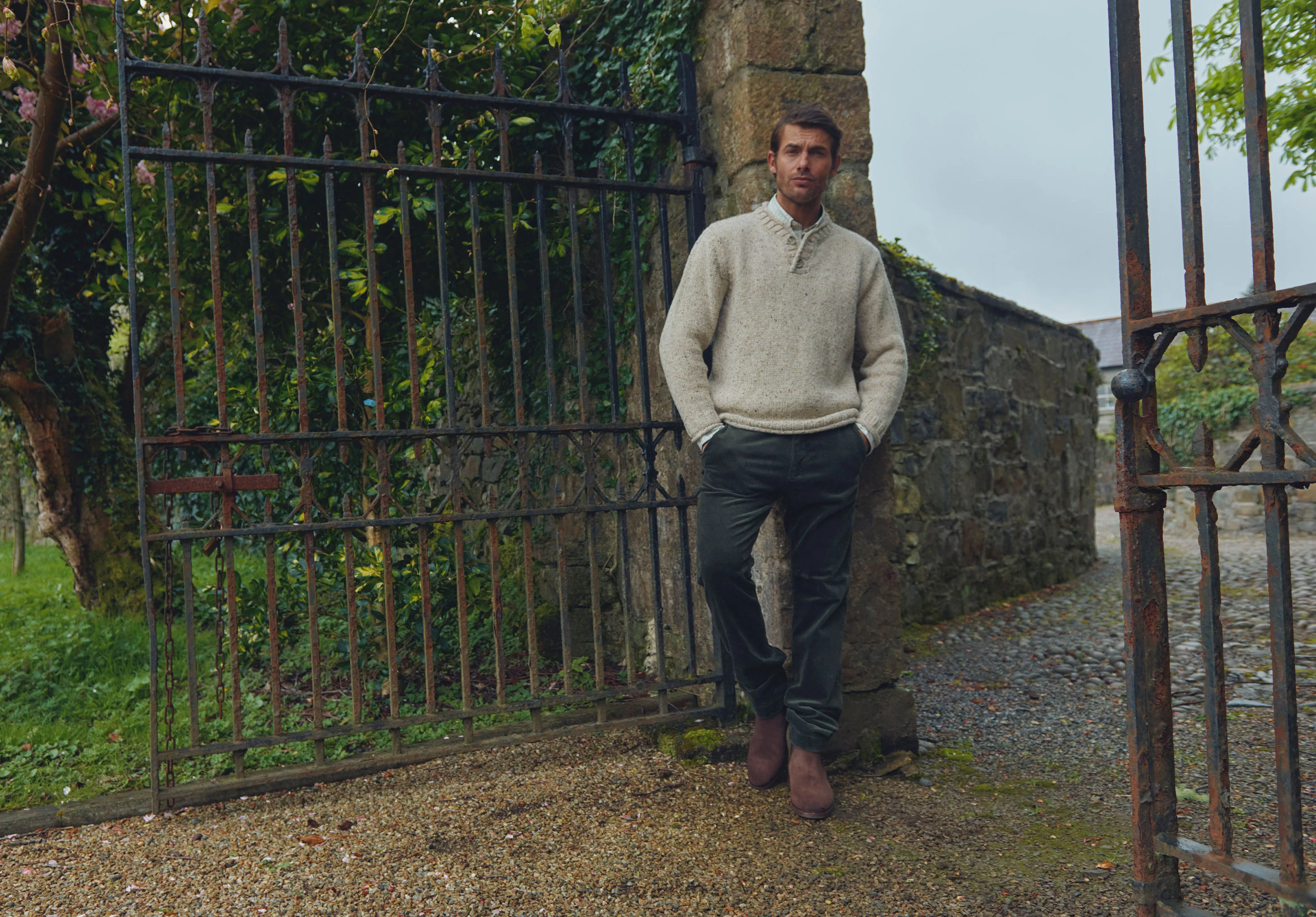 Stride Men's Corduroy Trousers 34in inseam - Olive - Image 3