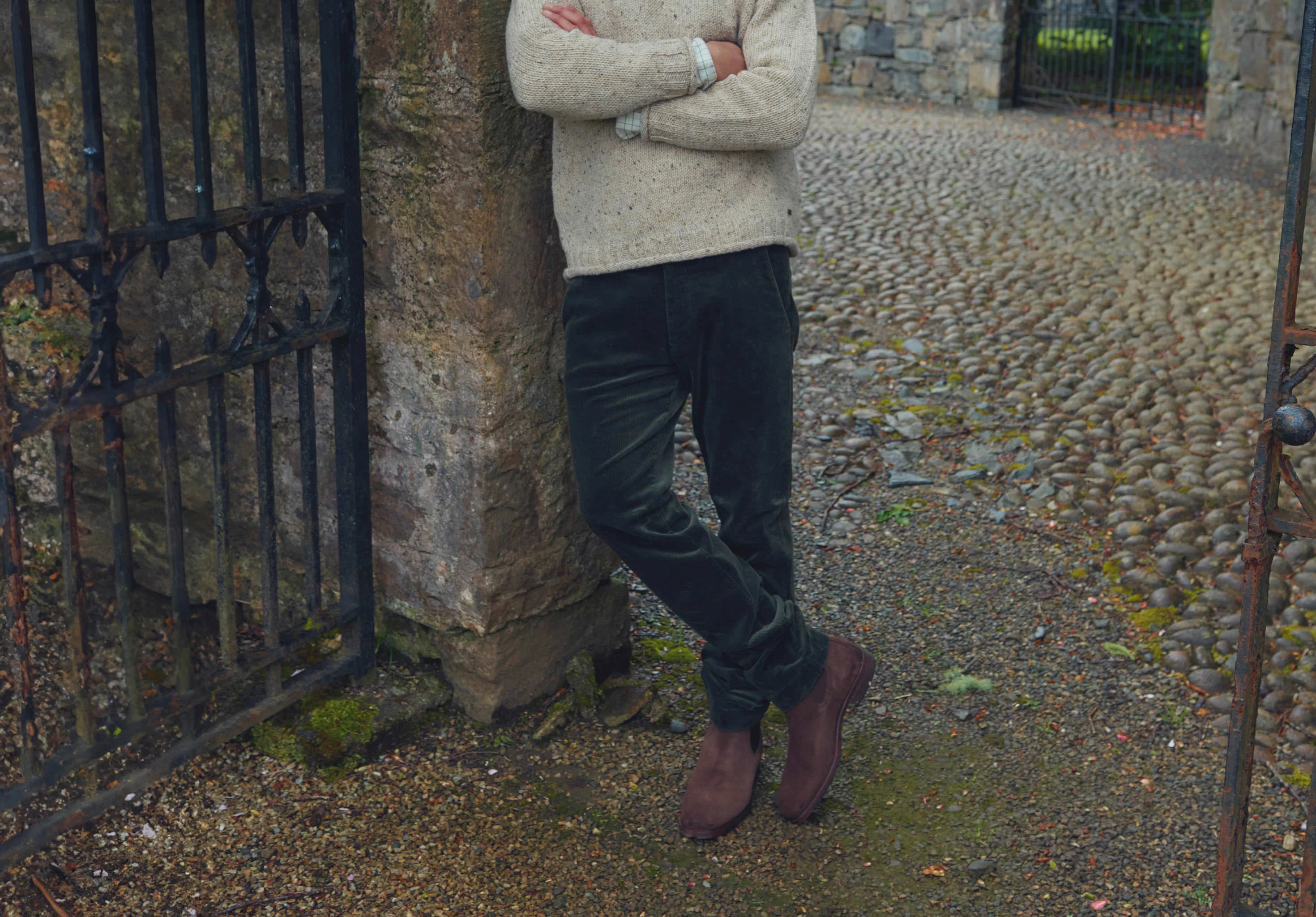 Stride Men's Corduroy Trousers 32in inseam - Olive - Image 3